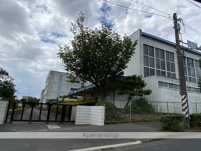 小学校　藤沢市立駒寄小学校（小学校）まで419m