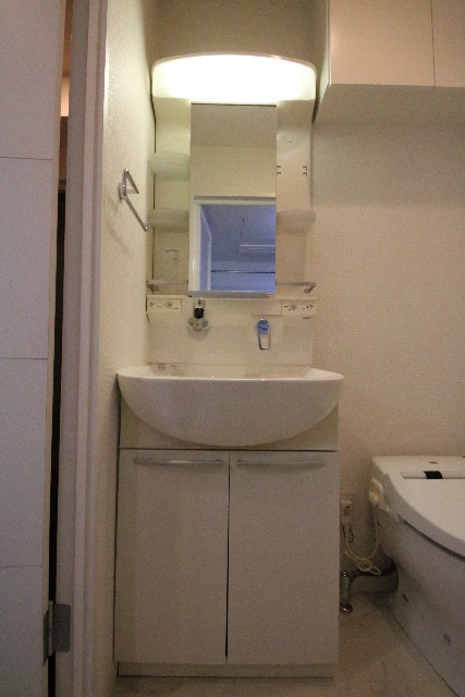 洗面設備　同建物内別室の参考写真です。※現況優先