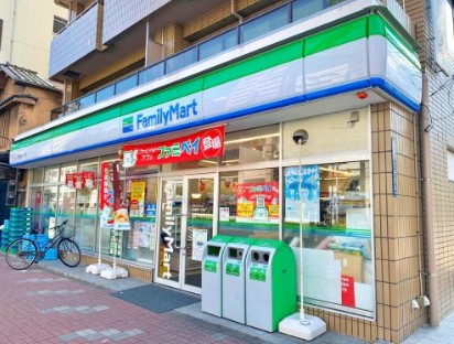 コンビニ　ファミリーマート江東東陽一丁目店（コンビニ）まで71m