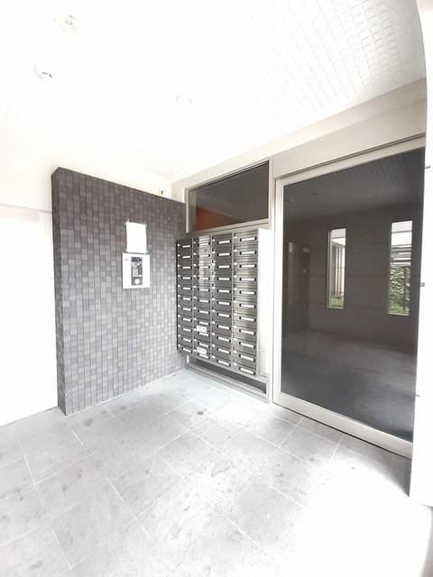 エントランス　エントランス