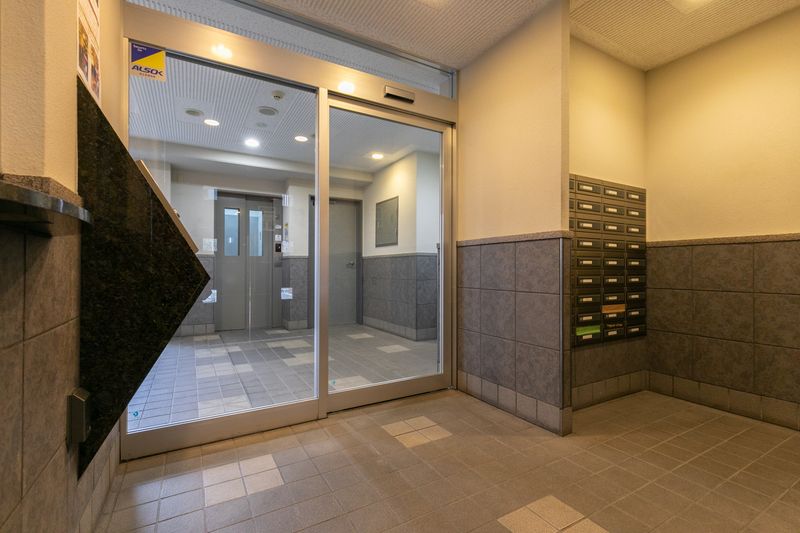 ロビー　建物の内部です