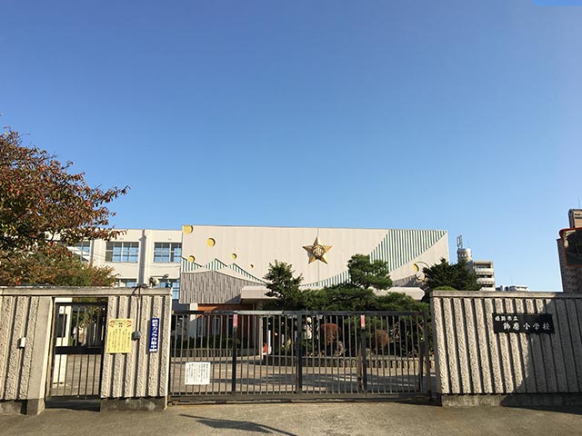 小学校　姫路市立飾磨小学校（小学校）まで62m