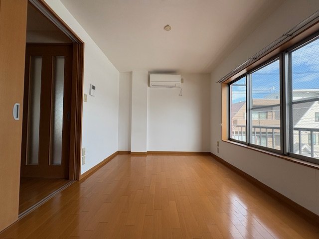 居室・リビング　別部屋参考写真
