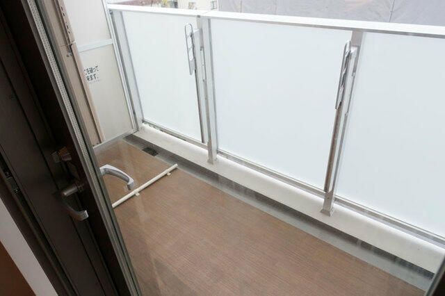バルコニー　写真は同タイプ住居です