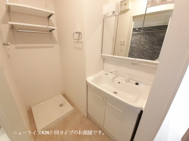 洗面設備　同仕様