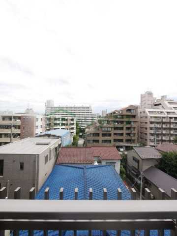 眺望　コンフォリア東新宿ステーションフロント　参考写真