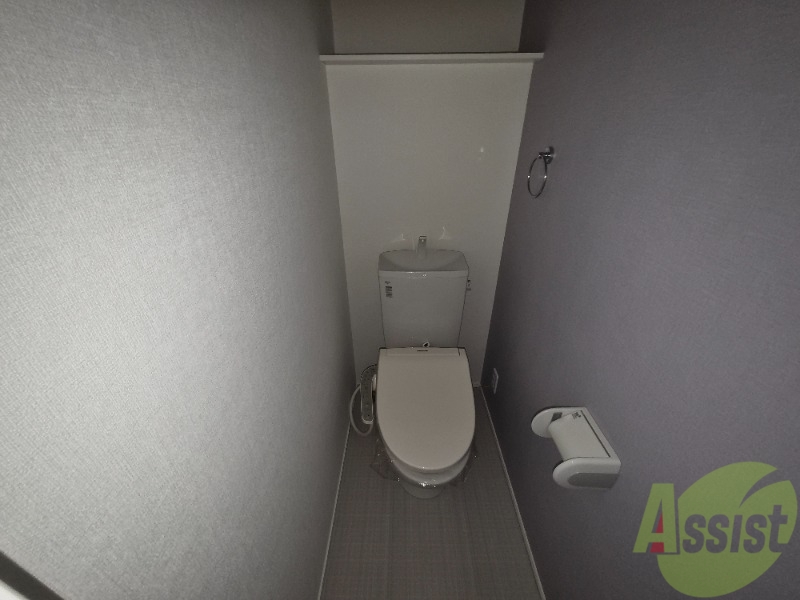 トイレ　トイレは綺麗でウォッシュレットも付いて快適にお使い頂けます。
