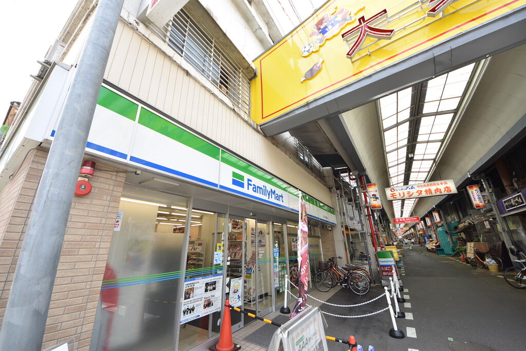 コンビニ　ファミリーマート神戸日暮通店（コンビニ）まで386m