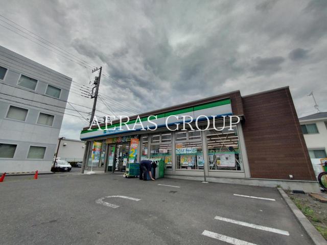 コンビニ　ファミリーマート 厚木栄町二丁目店（コンビニ）まで629m