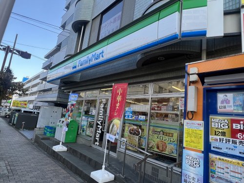 コンビニ　ファミリーマート 北野駅北口店（コンビニ）まで828m