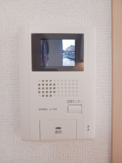 セキュリティ　TVモニター付きインターホン。