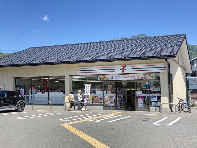 コンビニ　セブンイレブン 京都白川通上高野店（コンビニ）まで1225m