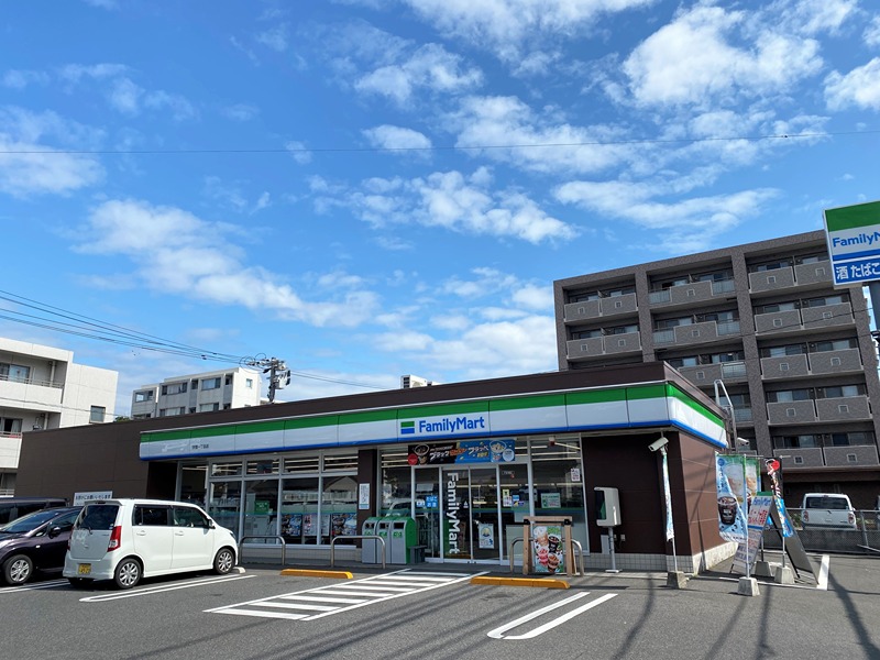 コンビニ　ファミリーマート 宇宿一丁目店（コンビニ）まで129m