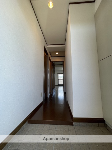 ノーブル道後の玄関写真