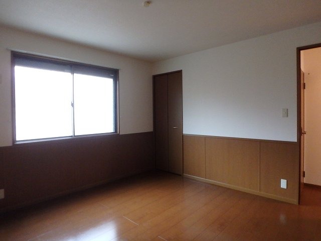 その他部屋・スペース　反転した間取りの室内写真です