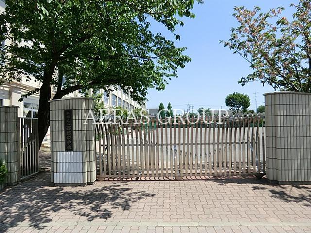 中学校　板橋区立西台中学校（中学校）まで1191m