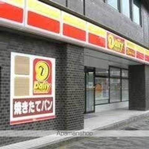 銀行　りそな銀行　玉造支店（銀行）まで61m