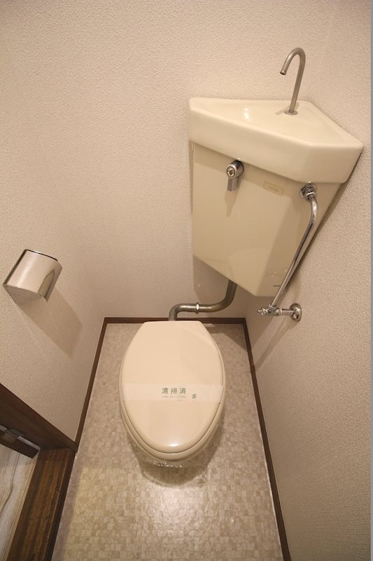 トイレ　別号室参考写真