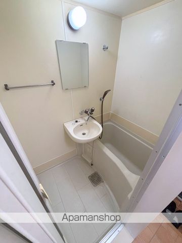 LABBI PALACEの風呂写真