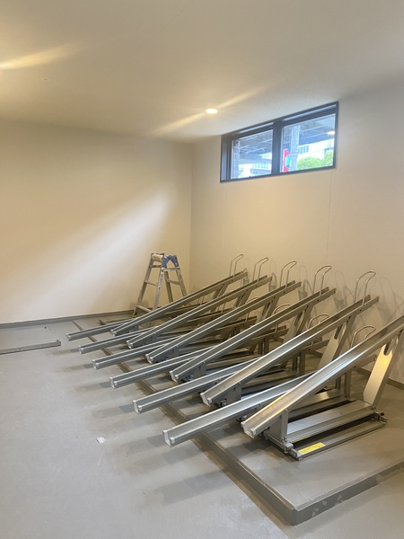 駐車場　駐輪場