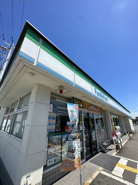 コンビニ　ファミリーマート東大阪大蓮南四丁目店（コンビニ）まで524m