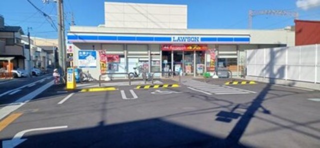 コンビニ　ローソン堺高須町三丁店（コンビニ）まで392m