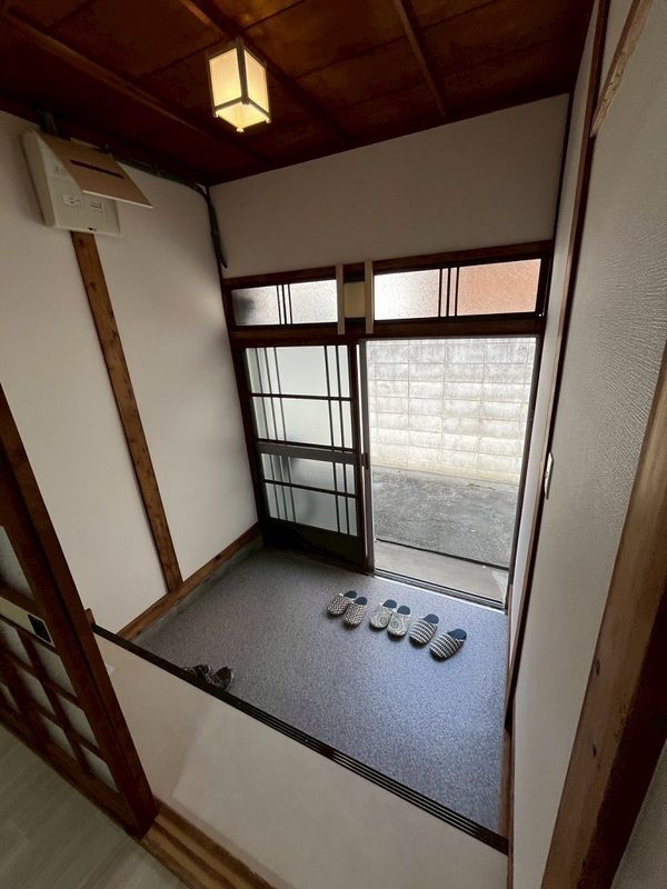 玄関