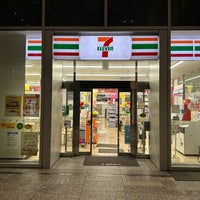 コンビニ　セブンイレブン 港区港南1丁目店（コンビニ）まで545m