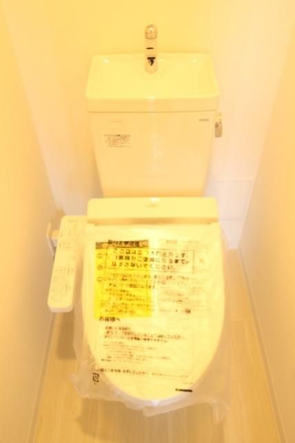トイレ　★シャワートイレ★