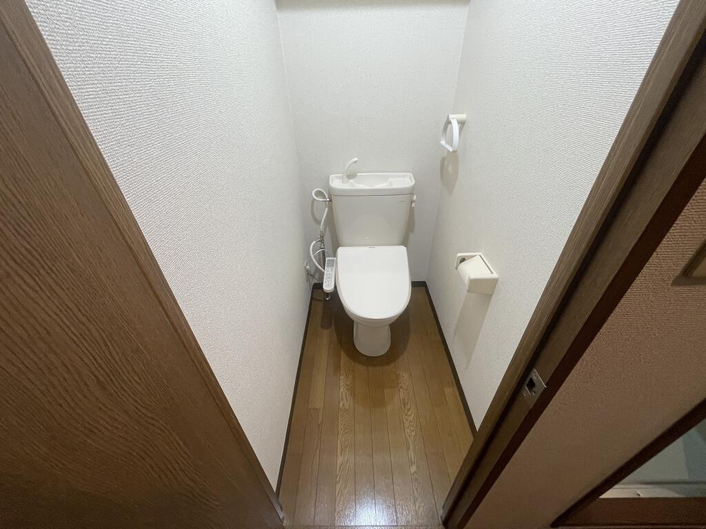 メゾン都築のトイレ写真