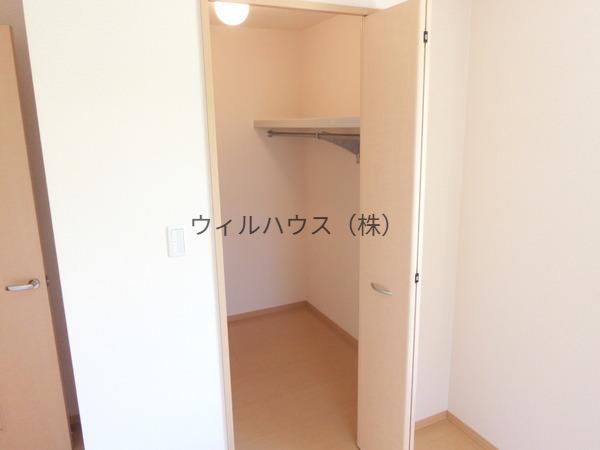 収納　ウォークインクローゼット！