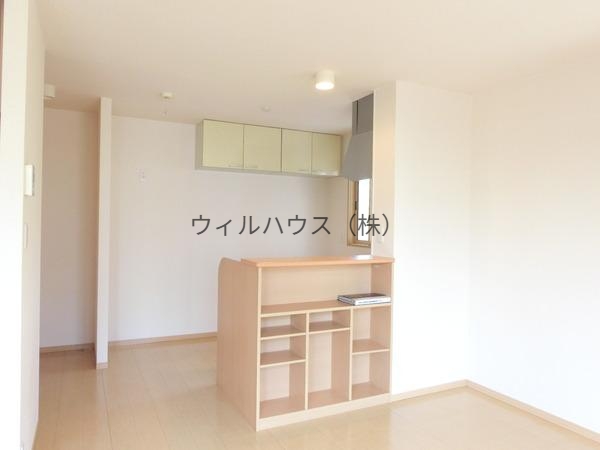 居室・リビング　人気のカウンターキッチン！