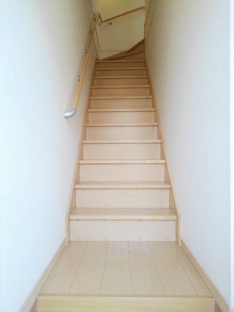 玄関　室内階段