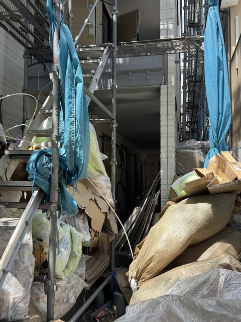 エントランス　～頑張って建築中～
