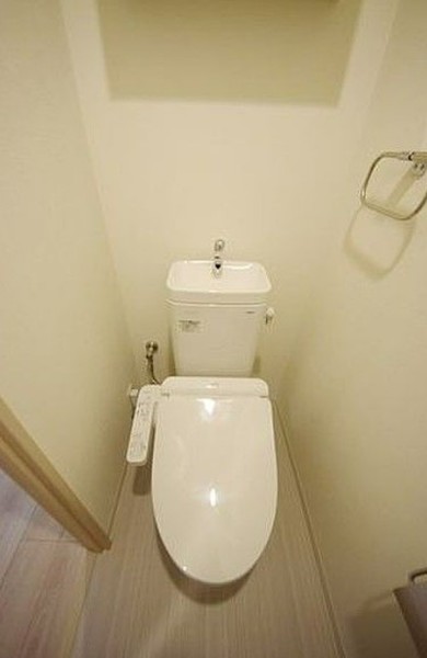 トイレ　※別部屋参考写真