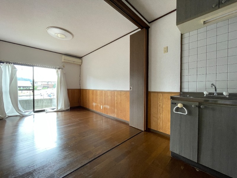 ＪＲ伯備線 総社駅 徒歩12分 2階建 築34年の居間写真