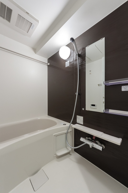 バス・シャワールーム　※写真は同タイプ住戸です。