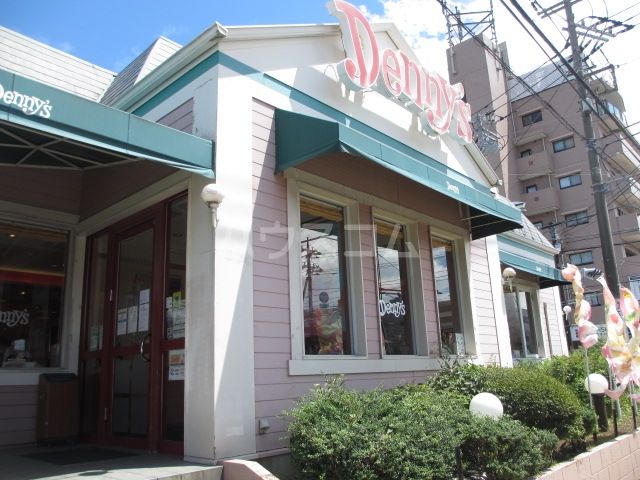 飲食店　デニーズ 六会店（飲食店）まで351m