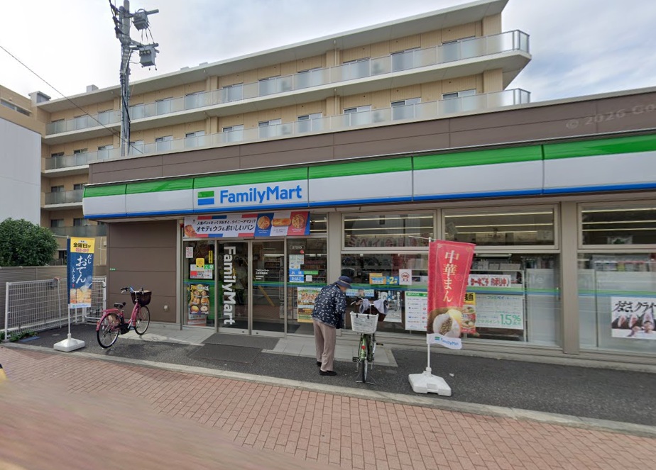 コンビニ　ファミリーマート大泉学園橋店（コンビニ）まで154m