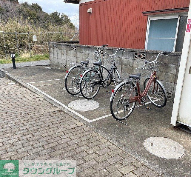 その他　駐輪場完備