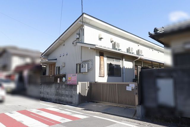 幼稚園・保育園　白ゆり保育所（幼稚園・保育園）まで320m