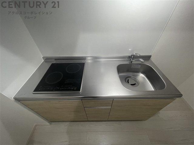 キッチン　2口IHコンロで火を使わず、料理初心者の方にもオススメです！