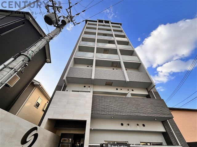 建物外観　オートロック完備で安心のセキュリティ♪