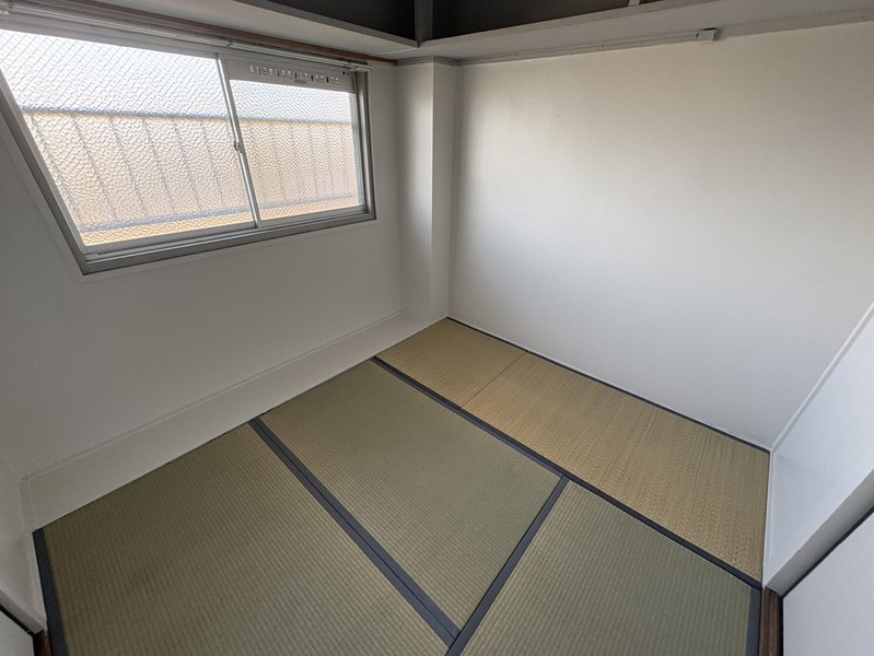 ビレッジハウス志方1号棟の居間写真