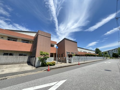 幼稚園・保育園　社会福祉法人富岳会若梅保育園（幼稚園・保育園）まで415m