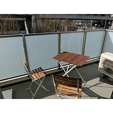 バルコニー　※同仕様写真含む　※家具小物は付帯しません
