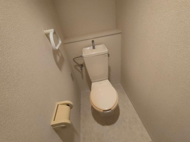 Avenueのトイレ写真