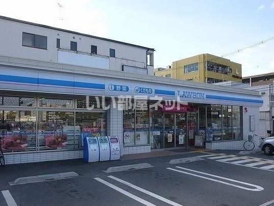 コンビニ　ローソン奈良四条大路一丁目店（コンビニ）まで108m