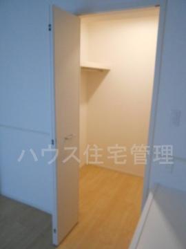 収納　クローゼット
