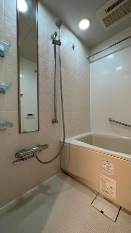 バス・シャワールーム　バス※別部屋参考写真